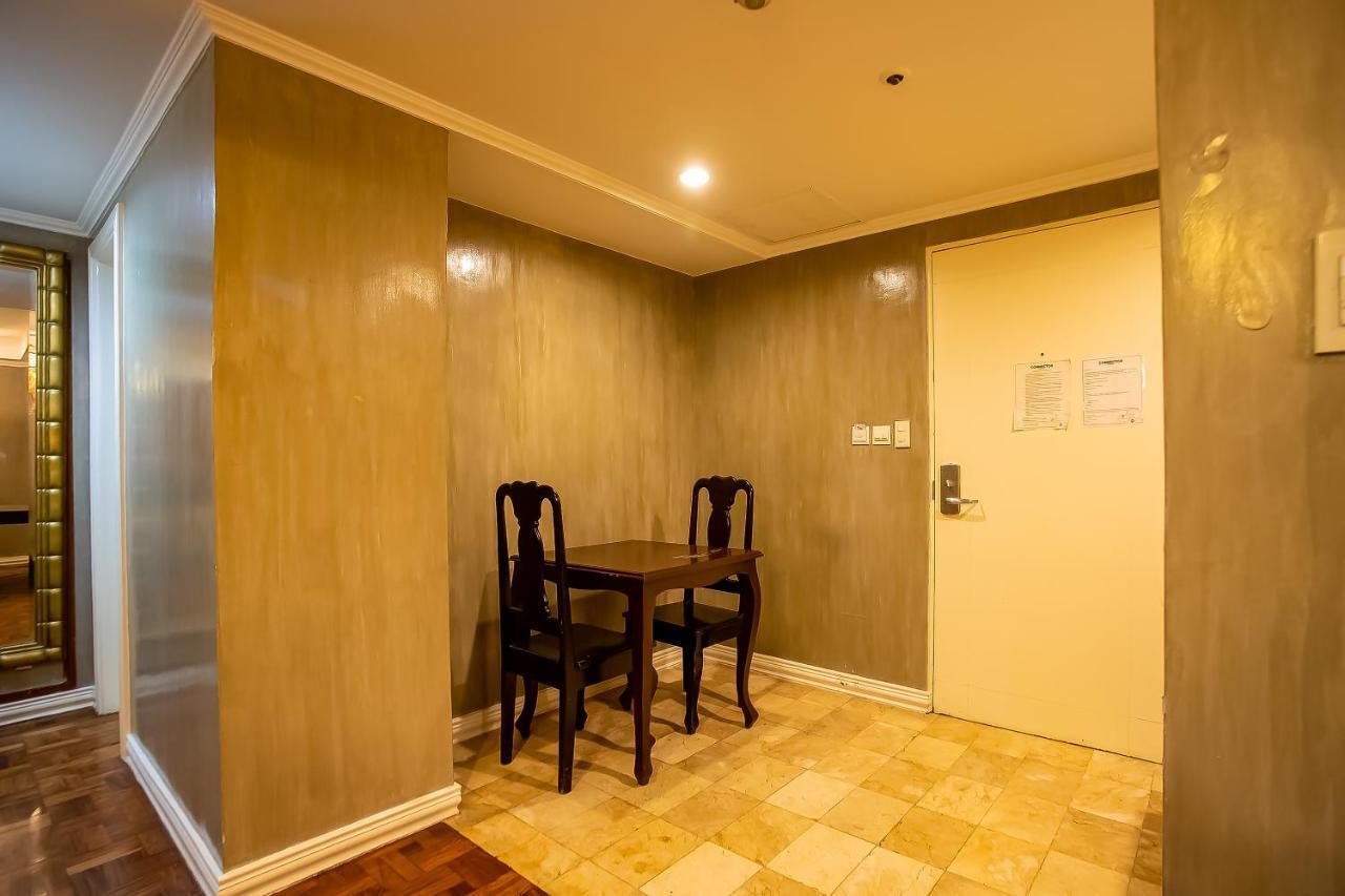 Oyo 821 Connector Hostel Makati City Екстериор снимка